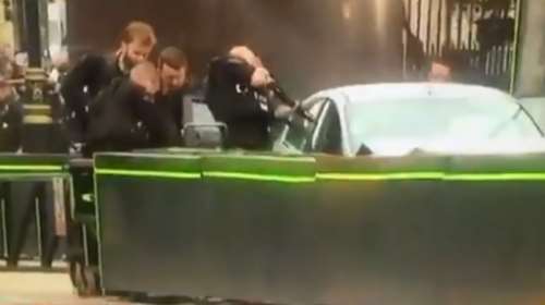 Ντοκουμέντο: Η στιγμή της σύλληψης του οδηγού στο Λονδίνο (βίντεο)