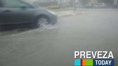 Μπουρίνι στην Πρέβεζα- Έντονη βροχόπτωση και διακοπή ρεύματος φωτο–βίντεο