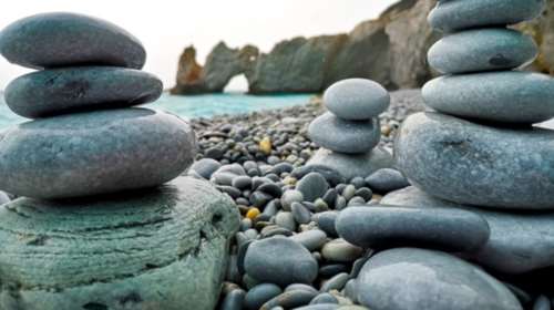 Πάρτε φωτογραφίες, όχι βότσαλα από τα Λαλάρια στη Σκιάθο