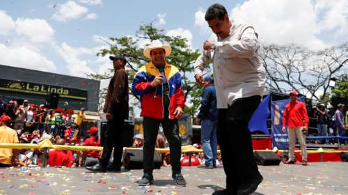 Ο Μαδούρο ανακοίνωσε αύξηση κατώτατου μισθού κατά 34 φορές