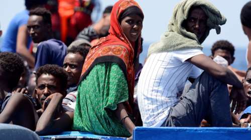 Η Ρώμη απειλεί να στείλει πίσω στη Λιβύη εγκλωβισμένους μετανάστες