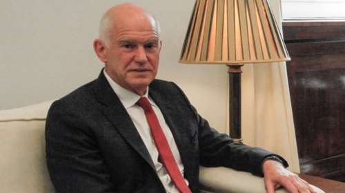 Παπανδρέου για έξοδο: Σημαντικό βήμα αλλά οχι για εορτασμό