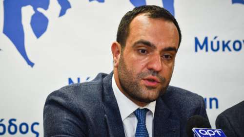 Μήνυση δημάρχου Μυκόνου κατά Τόσκα και αρχηγού ΕΛ.ΑΣ.