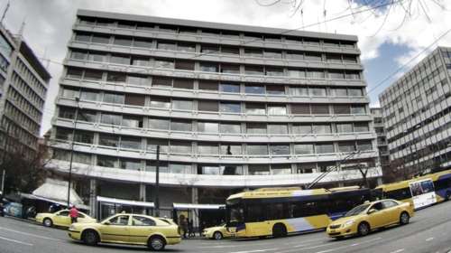 Το «κόλπο» του υπουργείου Οικονομικών με τους φόρους