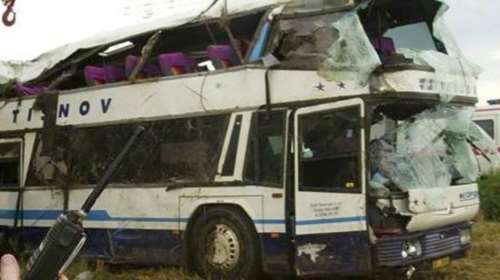 Τουλάχιστον 15 νεκροί από ανατροπή τουριστικού λεωφορείου στη Βουλγαρία