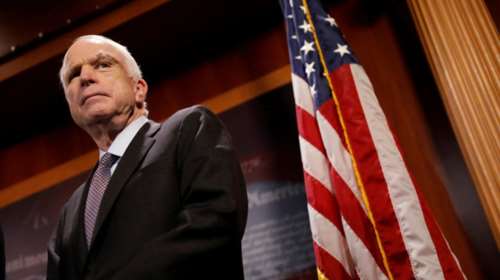 Πέθανε το «λιοντάρι» της αμερικανικής πολιτικής Τζον ΜακΚέιν