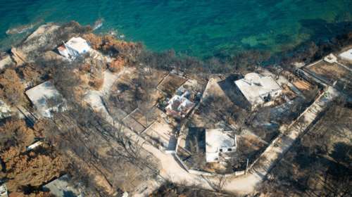 Τραγωδία στο Μάτι: Γνώριζαν για νεκρό από τις 9.33 μ.μ.