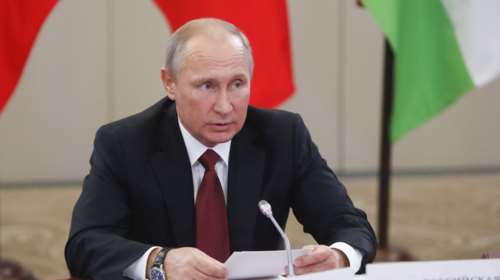 «Μνημόνιο» Πούτιν: Σύνταξη στα 60 οι γυναίκες, στα 65 οι άνδρες