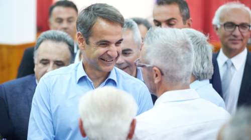 Μητσοτάκης από Γρεβενά: Ποιος ασχολείται με τον ανασχηματισμό Τσίπρα;