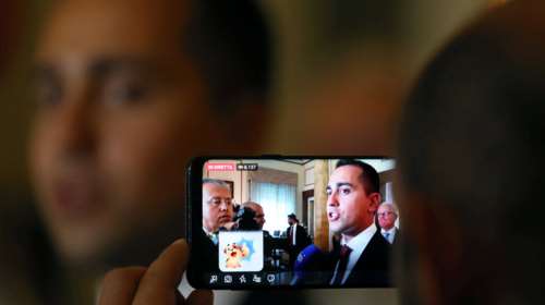 Ετινγκερ σε Ρώμη: Αν δεν πληρώσετε την εισφορά σε ΕΕ θα καταβάλετε και τόκο