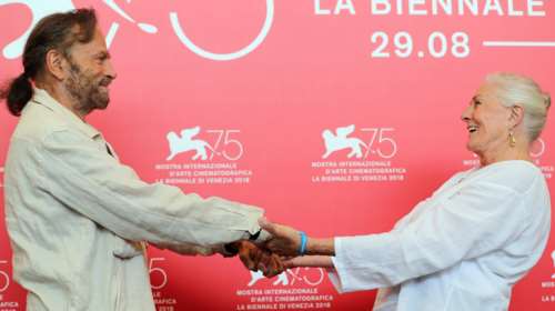 Β. Ρεντγκρέιβ- Φ. Νέρο: Οι ωραίοι άνθρωποι γερνάνε όμορφα