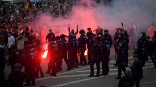 Πλήττουν και την οικονομία οι συμπλοκές στο Κέμνιτς