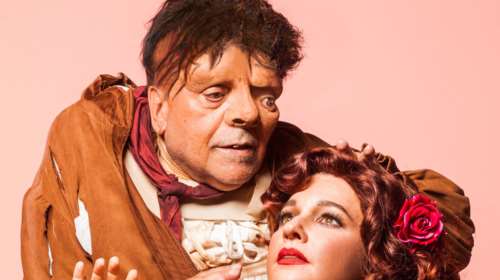 Κουασιμόδος ο Δημήτρης Πιατάς το χειμώνα στο Παλλάς