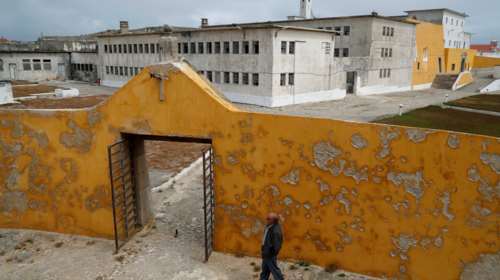 Διαβόητη φυλακή του Αντόνιο Σαλαζάρ μετατρέπεται σε μουσείο