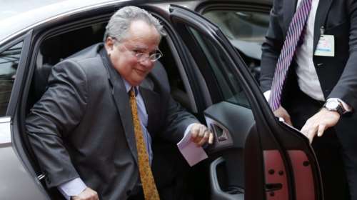 Στη Σμύρνη ο Κοτζιάς, συνάντηση με Τσαβούσογλου