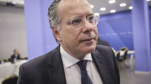 Κουμουτσάκος: Στη ΔΕΘ θα διαψευστούν οι διαβεβαιώσεις Τσίπρα σε Ζάεφ