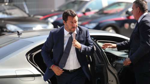 Η επίθεση Σαλβίνι στη δικαιοσύνη προκαλεί τριγμούς σε κοινωνία &amp; κυβέρνηση