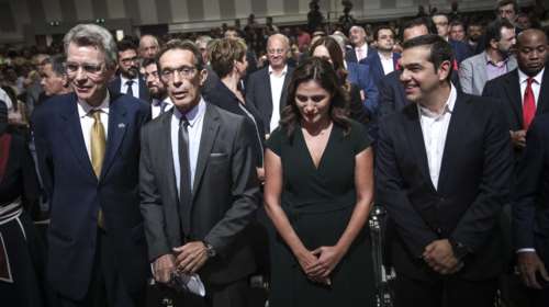 Στο Βελλίδειο ο Αλέξης Τσίπρας με καθυστέρηση η ομιλία του (φωτό - βίντεο)