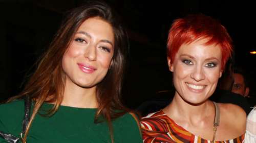 Ελεονώρα Μελέτη - Φλορίντα Πετρουτσέλι ποζάρουν μαζί με τις κόρες τους