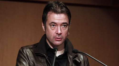 «Βουτάει» στο Ποτάμι ο συγγραφέας Θανάσης Χειμωνάς