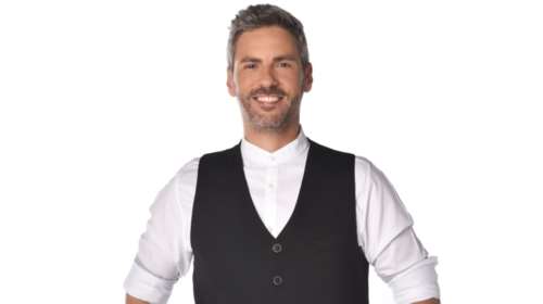 MasterChef Junior:Ποιος είναι ο γοητευτικός σεφ με τις εντυπωσιακές σπουδές