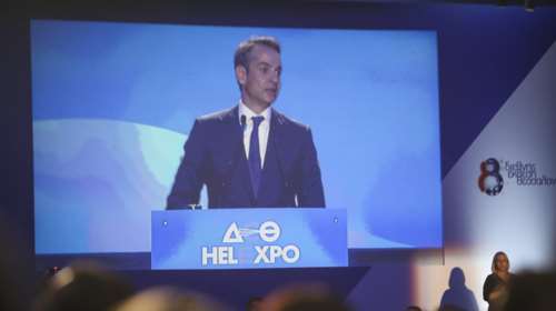 Οι αντιδράσεις των κομμάτων στην ομιλία Μητσοτάκη