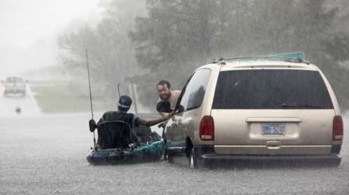 ΗΠΑ: Υποβαθμίστηκε ο κυκλώνας Φλόρενς - 13 νεκροί