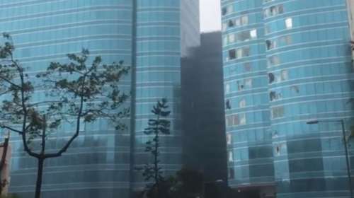 Ο τυφώνας Μανγκουτ «χτυπά» το Χονγκ Κονγκ