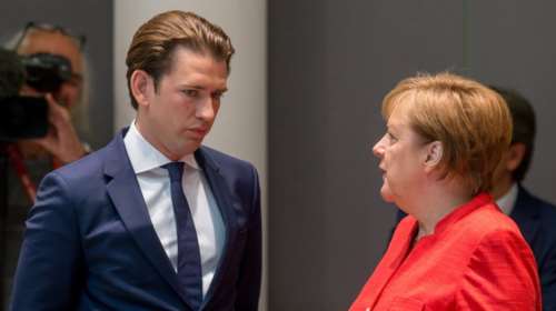 Με προσφυγικό στις αποσκευές ο Κουρτς στο Βερολίνο