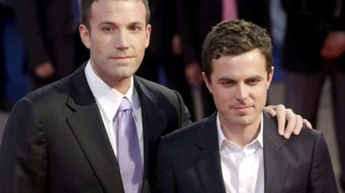 Ο Κέισι Άφλεκ μιλάει για τον αδελφό του, Μπεν &amp; τον αλκοολισμό