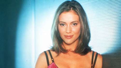 Αλίσα Μιλάνο: Δείτε πώς είναι στα 45 της η πανέμορφη ηθοποιός [Εικόνες]