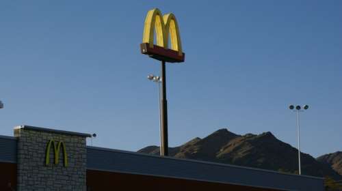 ΗΠΑ: Στάση εργασίας στα McDonald&#39;s για τη σεξουαλική παρενόχληση