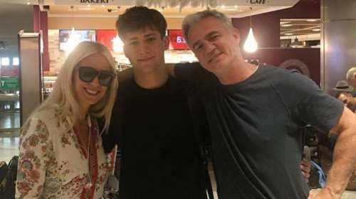 Η Μπακοδήμου αποχαιρετά τον γοητευτικό γιο της - το συγκινητικό μήνυμα
