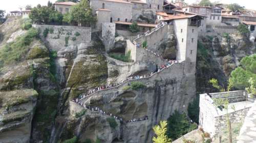 Σπάνιες φορητές εικόνες και ένα οδοιπορικό στα Μετέωρα