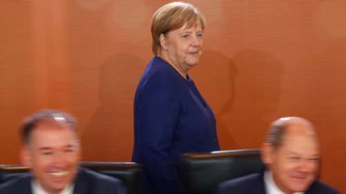 Deutsche Welle: Πυκνώνουν τα σύννεφα της αβεβαιότητας στο Βερολίνο