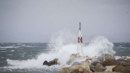 Σήμα κινδύνου εξέπεμψε ιστιοφόρο κοντά στη Λευκάδα