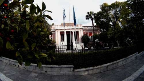 Κυβερνητικές πηγές: Η ΝΔ κάνει αντιπολίτευση με λαθροχειρίες