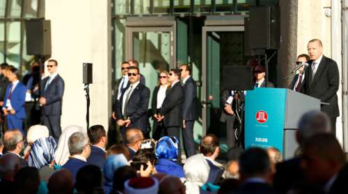 Mε αιχμές η τελευταία επίσημη εμφάνιση Ερντογάν στη Γερμανία