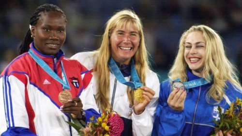 Το ασημένιο μετάλλιο της Μανιάνι στο Σίδνεϊ πριν 18 χρόνια