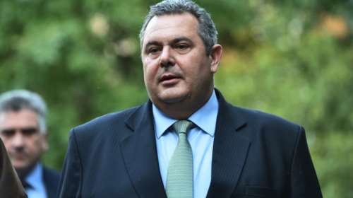 O Καμμένος πανηγυρίζει για τη χαμηλή συμμετοχή στην πΓΔΜ