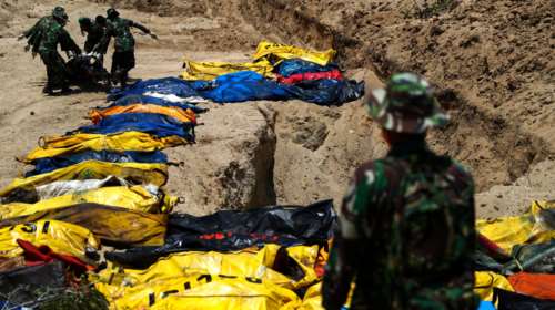 Ατελείωτη τραγωδία- στους 1.234 οι νεκροί στην Ινδονησία