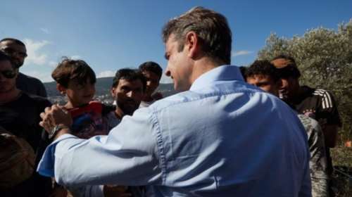 Μητσοτάκης στη Σάμο: Συνολική η αποτυχία της κυβέρνησης στο προσφυγικό