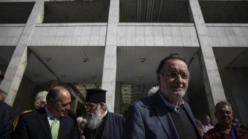 Νέα κλήση σε απολογία και νέες κατηγορίες σε βάρος του Παν. Λαφαζάνη.