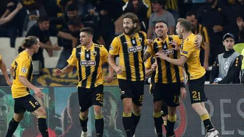 Αγγιξε την ανατροπή η ΑΕΚ, αλλά έχασε 3-2 από την Μπενφίκα