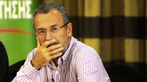 Όταν ο σκύλος του Βαρουφάκη... έπεσε πάνω στον Παντελή Καψή