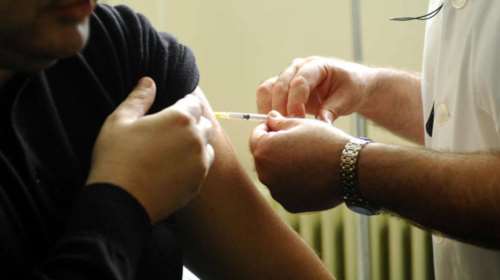 Ξεκίνησε ο αντιγριπικός εμβολιασμός-Ποιοι πρέπει να κάνουν το εμβόλιο