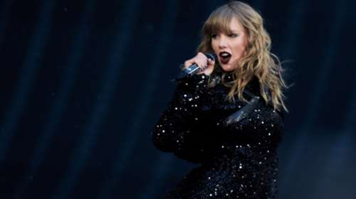 Πώς η Τέηλορ Σουίφτ έσπασε το ταμπού του απολιτίκ ποπ σταρ