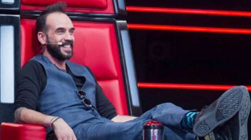 Δείτε τον διαγωνιζόμενο με τατουάζ... τον Μουζουράκη στην κοιλιά!