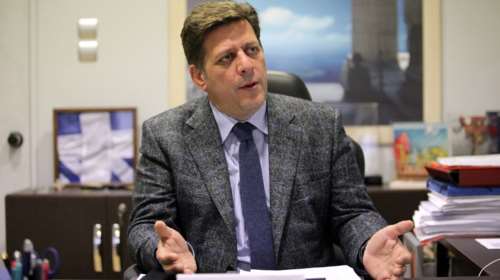 Βαρβιτσιώτης: Τρανσέξουαλ η φωνή της χώρας στο εξωτερικό