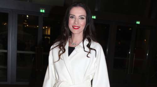 Η Φωτεινή Δάρρα παντρεύτηκε κρυφά τον πιανίστα της - Το εντυπωσιακό νυφικό